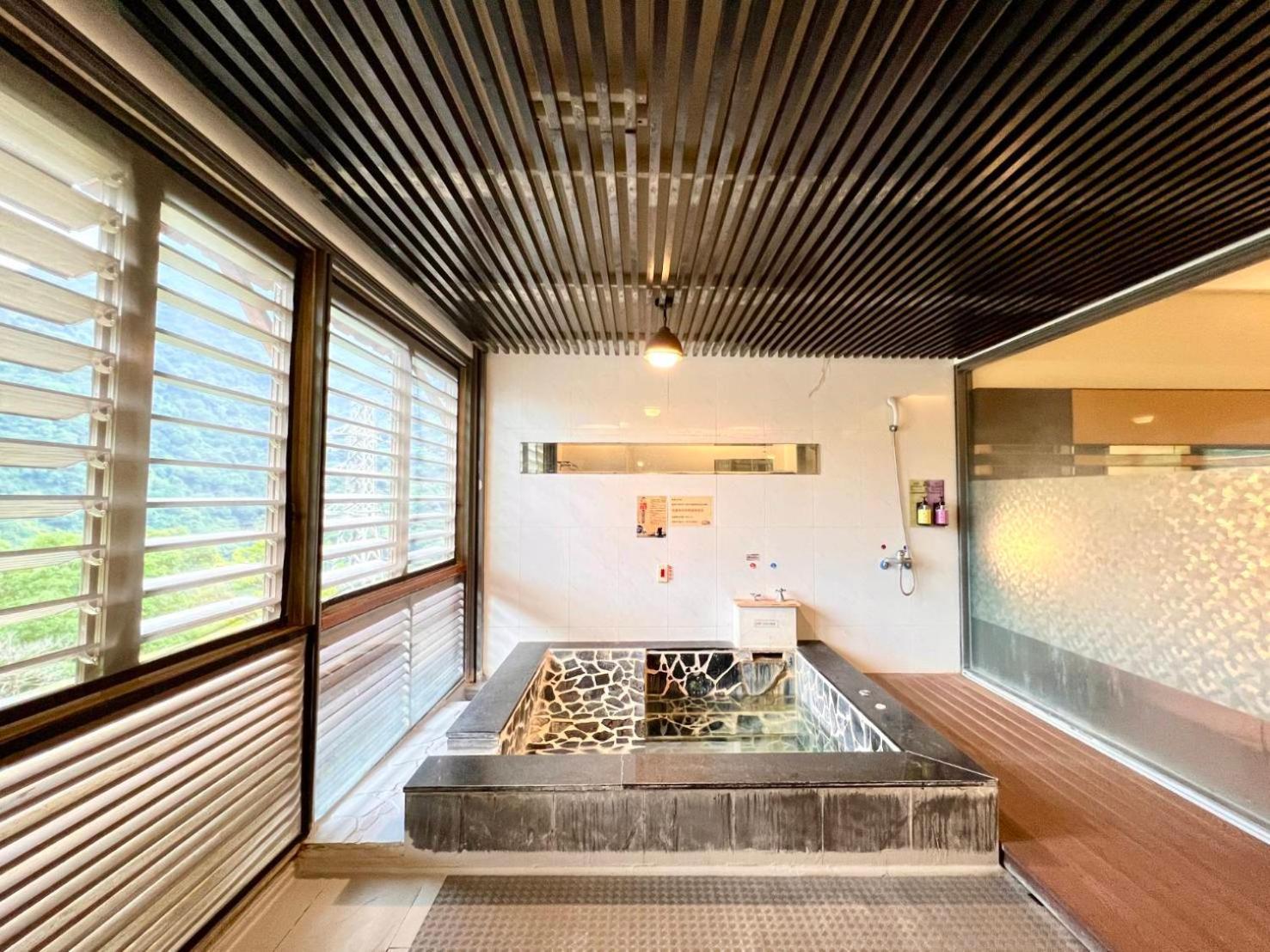 Wulai Sunglyu Hot Spring Resort Ngoại thất bức ảnh